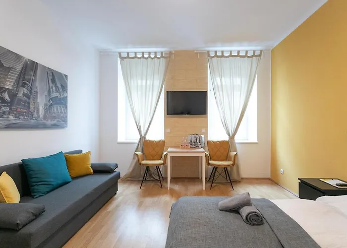 Apartment, Modern Und Neu Renoviert Вена