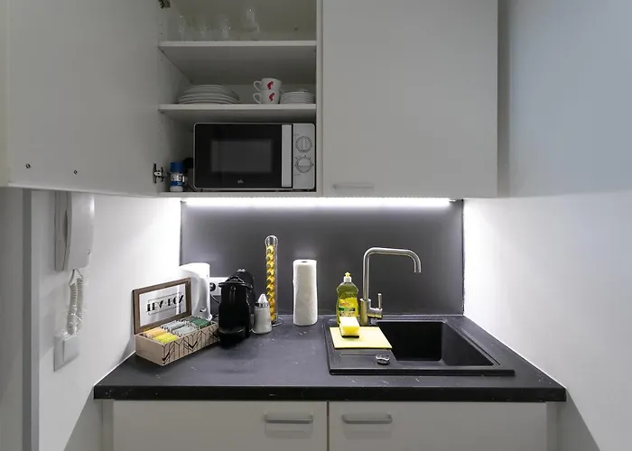 Apartment, Modern Und Neu Renoviert Апартаменты *