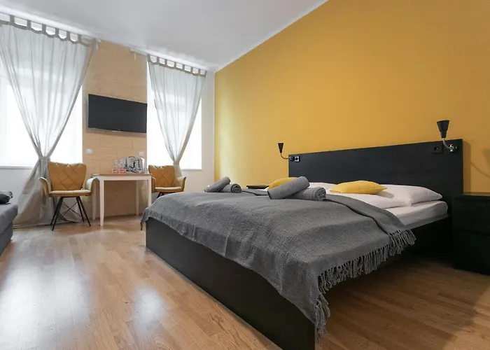 Apartment, Modern Und Neu Renoviert Вена