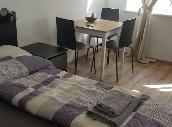 Apartment, Modern Und Neu Renoviert Апартаменты